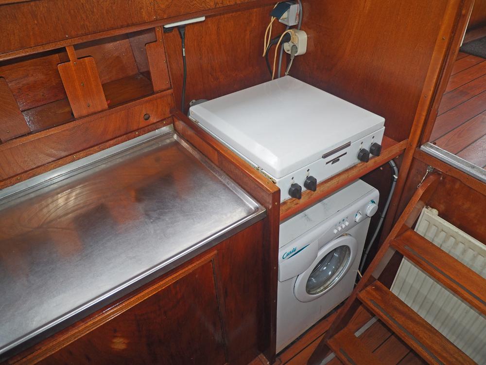 Cabin en avant, H&eacute;bergements